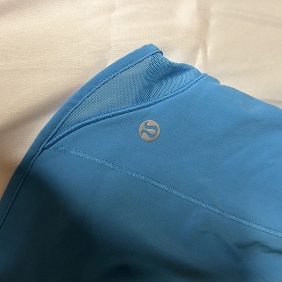 Lululemon Hotty Hot Hi-Rise Short  2.5” Lined Kayak Blue Size 6 - Picture 6 of 9